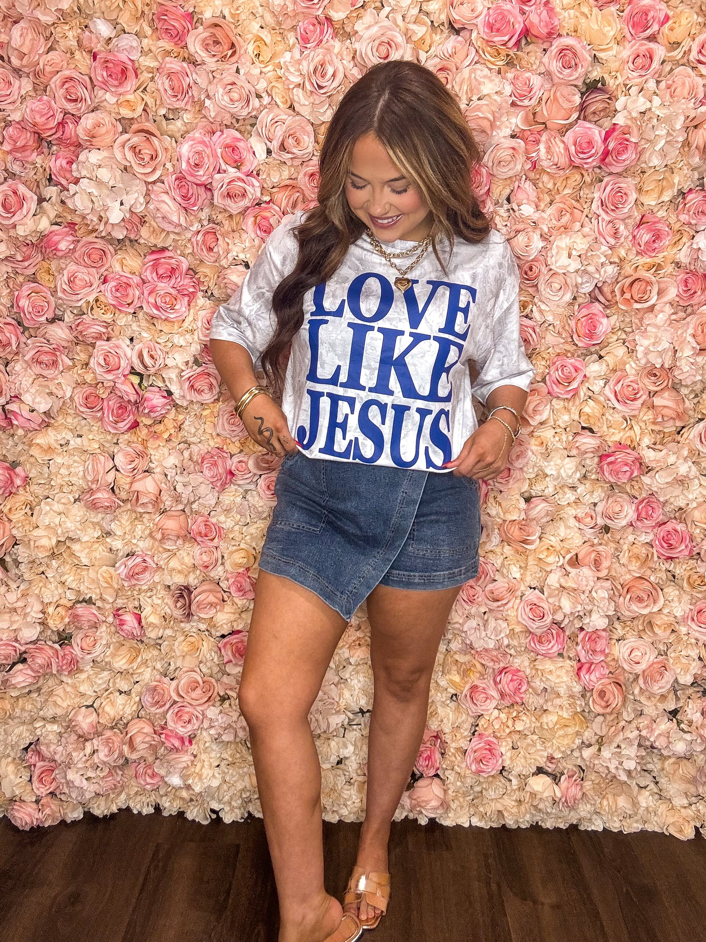 Camo Love Like Jesus Graphic Tee