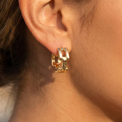 Chain Link Huggie Hoop Earrings