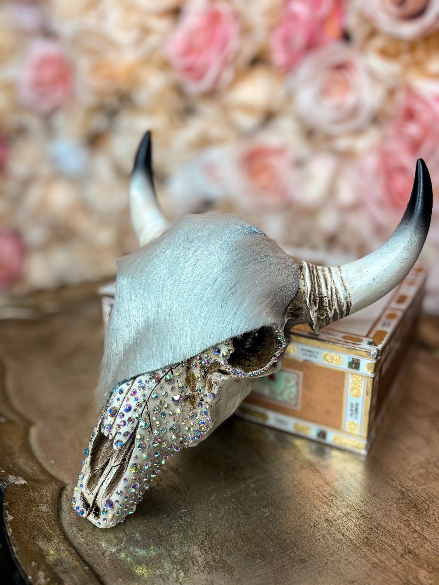 Diamond Dust Hide Wall Skull