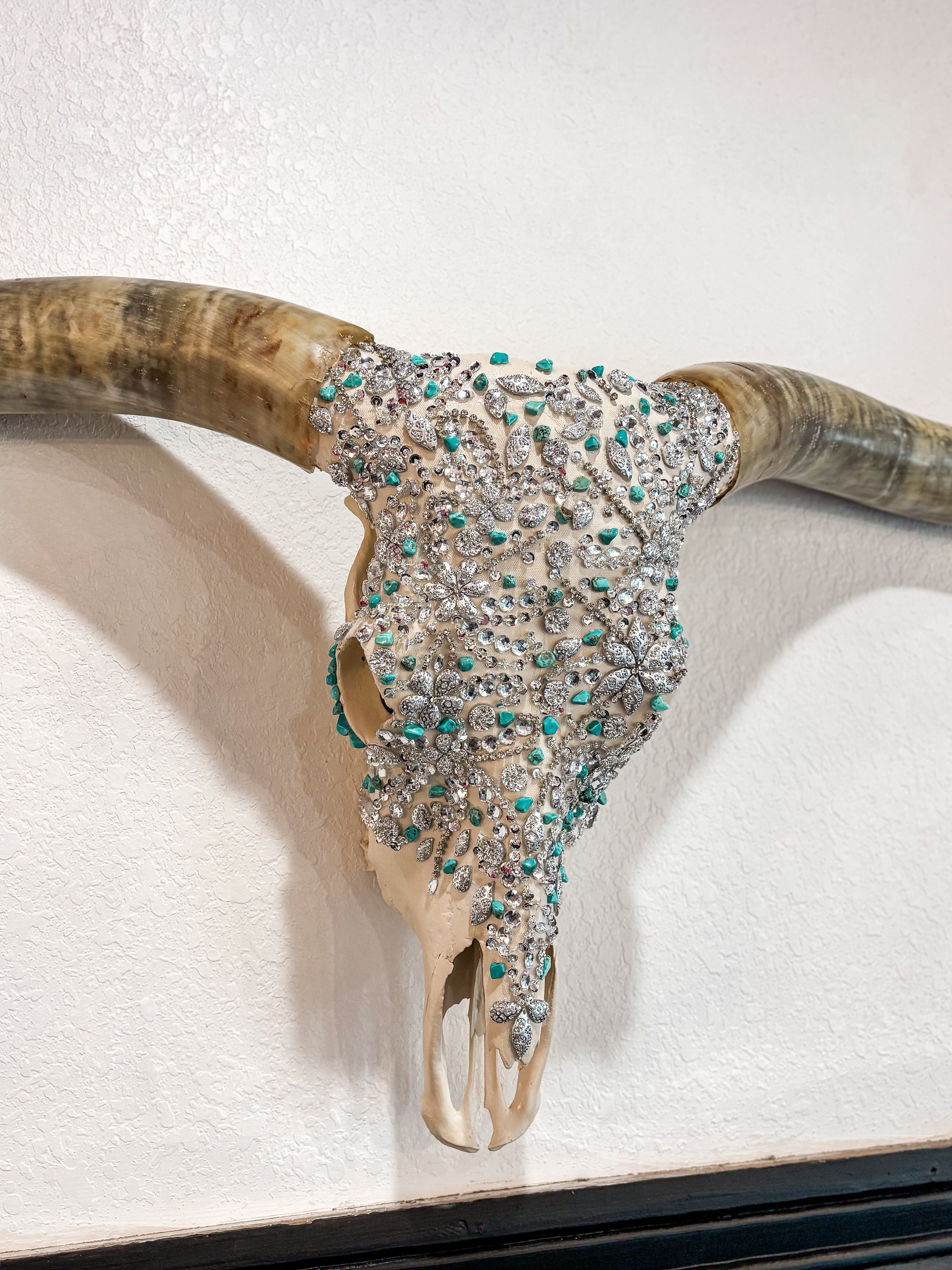 Turquoise Stardust – 70” Longhorn Statement Skull