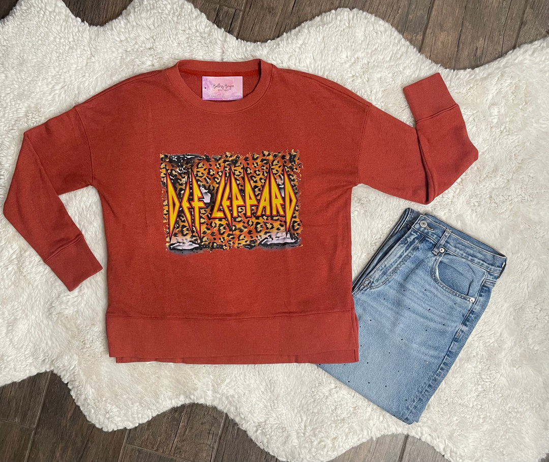 Def Leppard Oversized Sweater in Rust