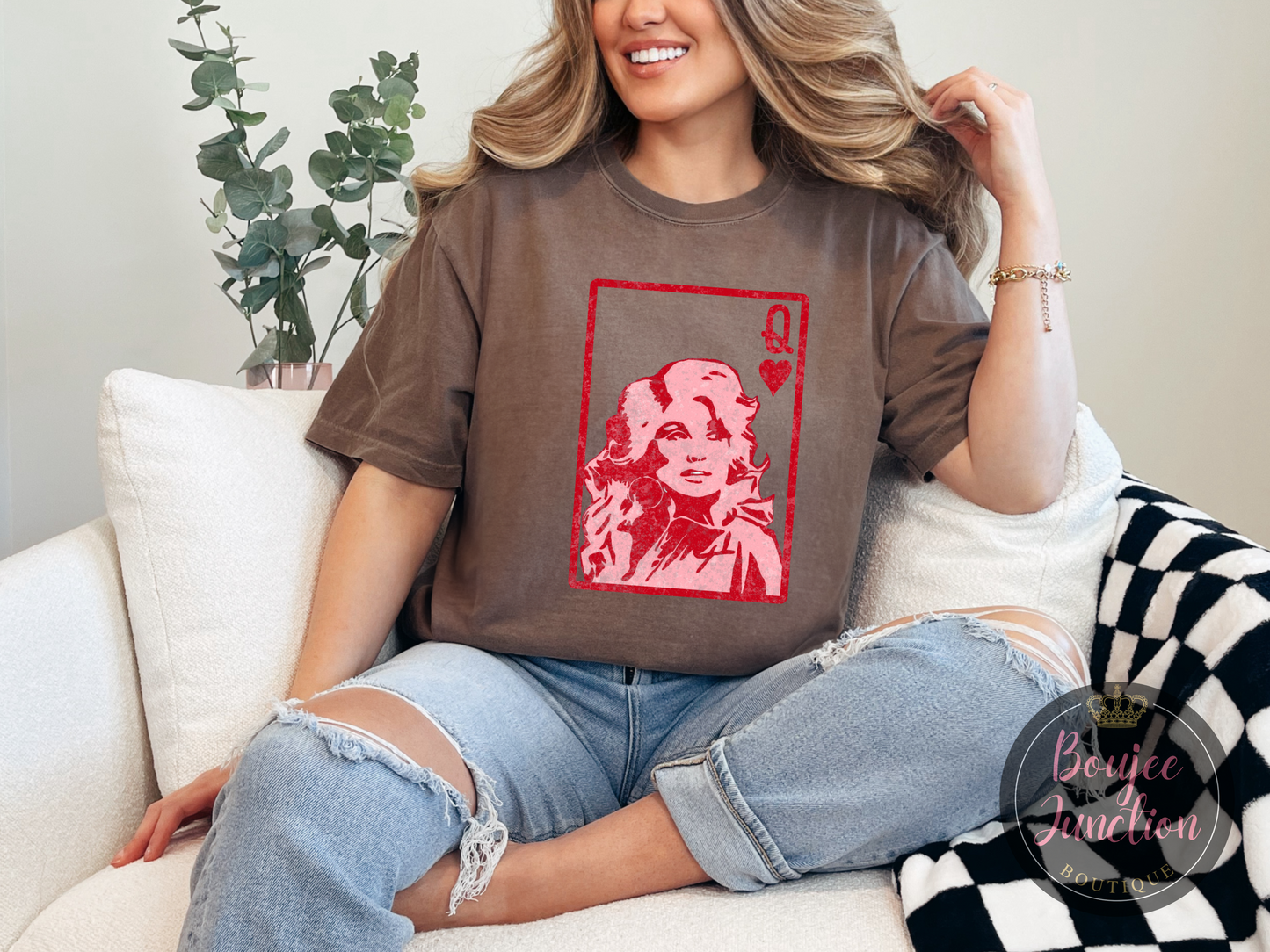 Queen of Hearts Graphic Tee